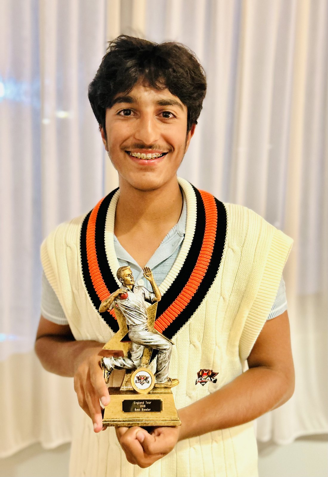 Jiansh Maker with the Best Bowler trophy, England Tour 2026
